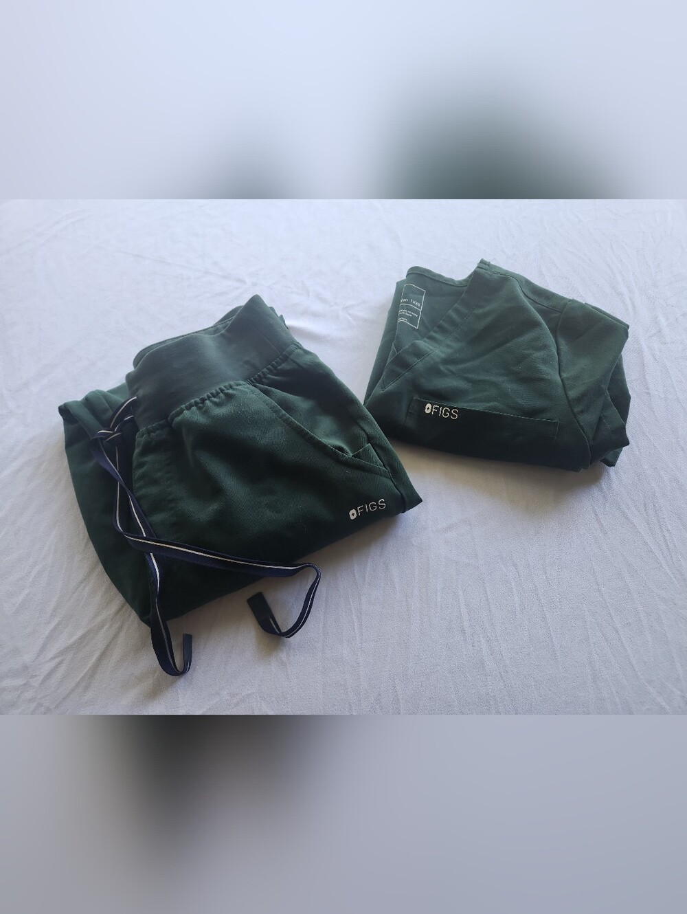 XXS/XS British Racing Green FIGS Set RARE Retired Color
